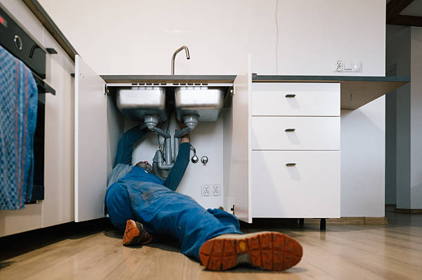 Professional Emergency Plumber technician working in Granite Quarry, NC